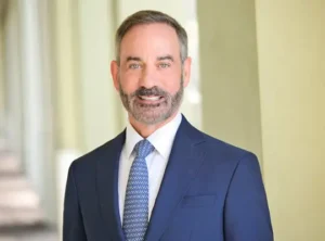 Octavio Dias, Chief Medical Advisor